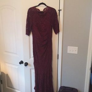 Nightway maroon formal dress